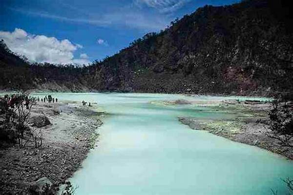 Ormastoto Soroti Pembaruan Fasilitas Wisata Kawah Putih Di Jawa Barat