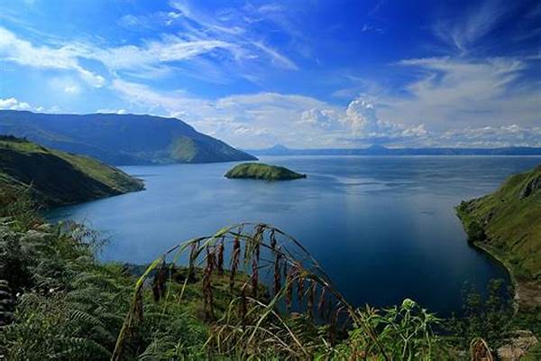 Ormastoto Bahas Pesona Danau Toba & Pulau Samosir