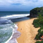 rekomendasi pantai sepi di Jogja