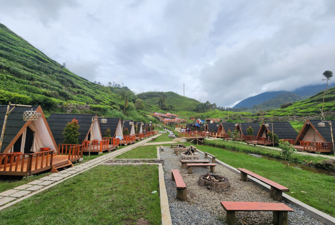 Inilah Tempat Camping Mewah di Ciwidey yang Bikin Kamu Betah Berlama-lama di Alam
