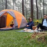 barang wajib bawa saat camping