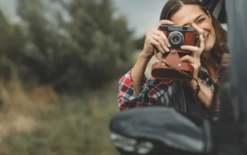 kamera terbaik untuk pemula traveling